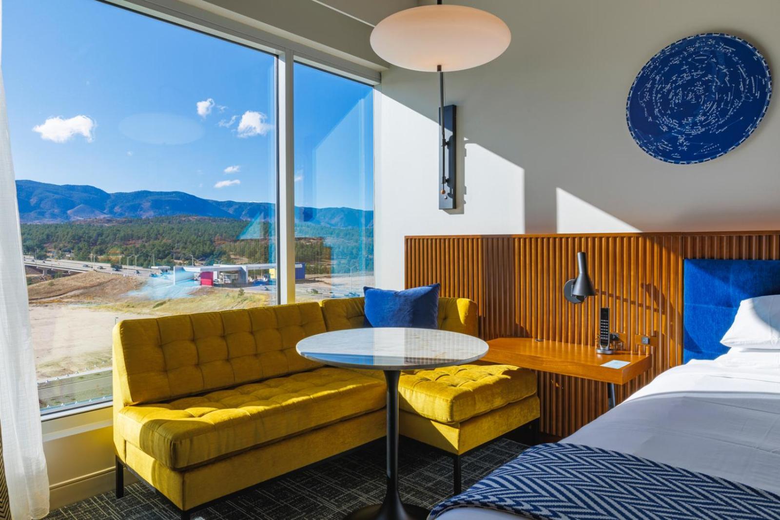 Hotel Polaris Gleneagle Esterno foto