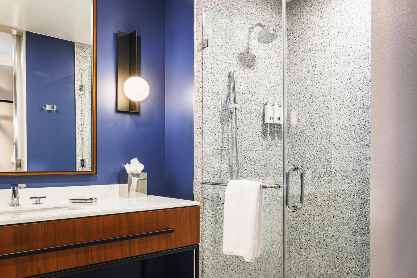 Hotel Polaris Gleneagle Esterno foto